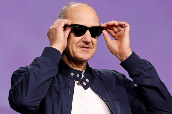 Smart glasses detector app warns if you're being recorded