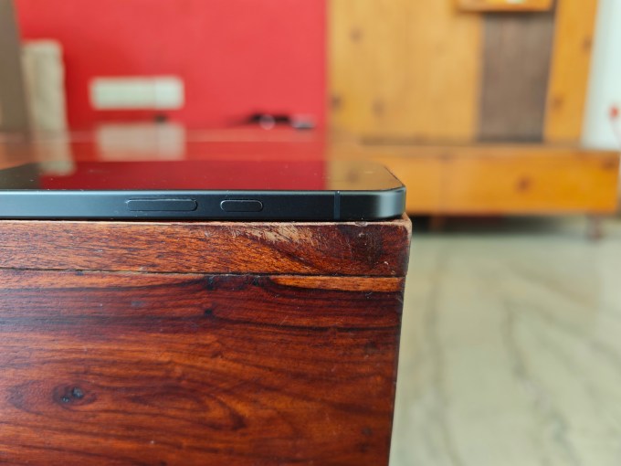 The Pixel 10a doesn’t have a camera bump, and it’s great