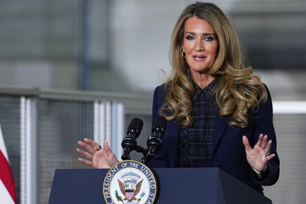 Top Trump agency cuts off foreign nationals from all loan programs: 'Must prioritize American citizens'