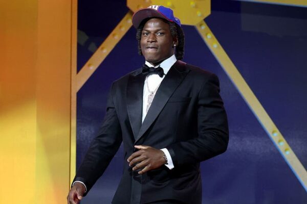 Giants use top-10 picks on Ohio State's Arvell Reese, Miami's Francis Mauigoa in 2026 NFL Draft