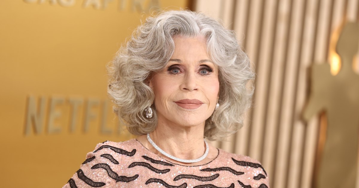 Jane Fonda Uses This Serum That Users Say 'Fills the Wrinkles'