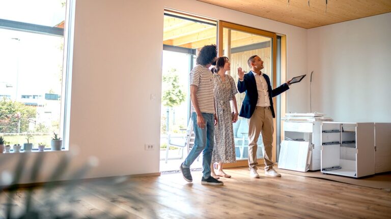 Mortgage rates rise for fifth straight week as Iran war continues to roil markets