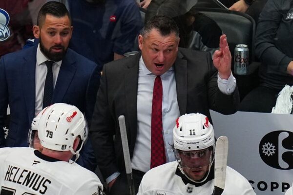 NHL coach narrowly avoids disaster as glass shatters behind bench
