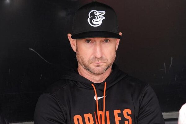 Orioles manager Craig Albernaz takes line drive to face in terrifying scene