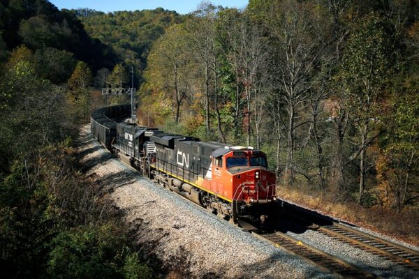 Small-town Virginia mayor reportedly arrested for allegedly showing up drunk to scene of train derailment