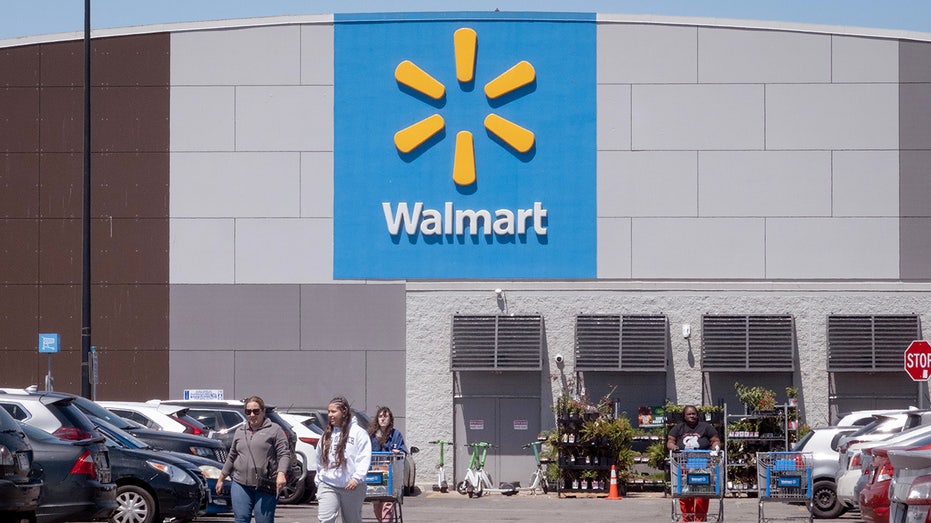 Walmart cutting or relocating about 1,000 corporate jobs